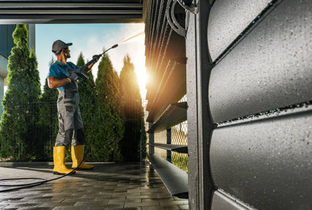 Best Commercial Building Pressure Washing  in Golden Gate, FL