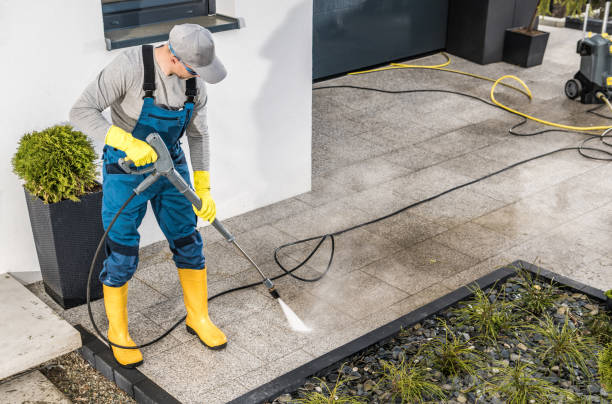 Fence Pressure Washing in Golden Gate, FL