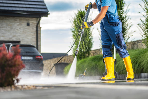 Why Choose Our Certified Pressure Washing Experts for Your Project Needs in Golden Gate, FL?