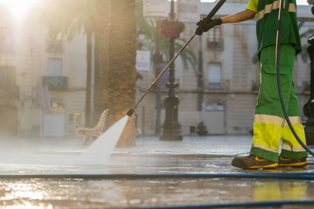 Best Commercial Building Pressure Washing  in Golden Gate, FL